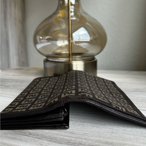 Fendi trifold brown canvas long wallet - Picture 12 of 13
